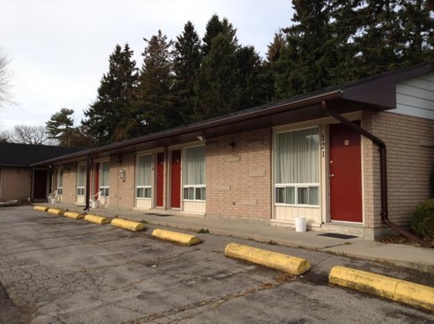 Lotus Motel Cobourg Exteriör bild